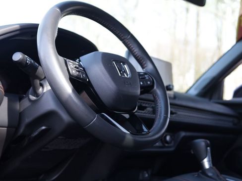 Used 2023 Honda HR-V Sport image 24