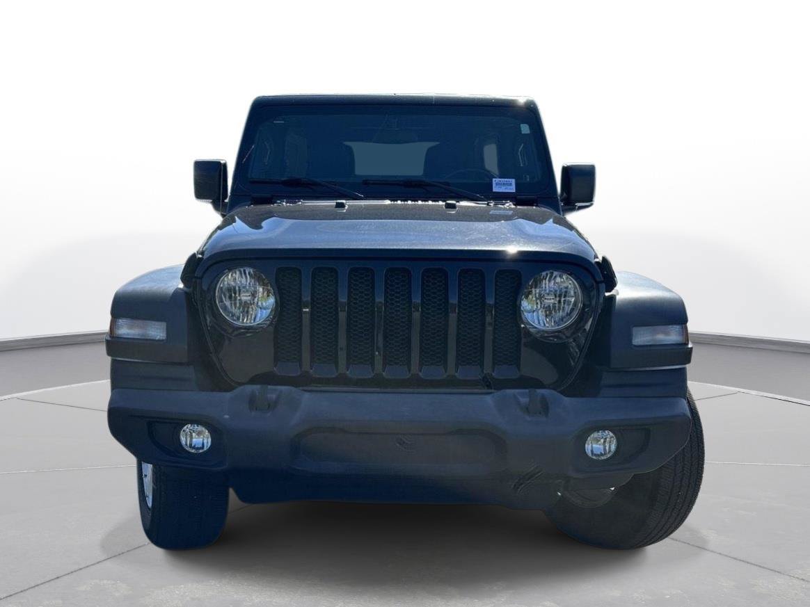 Used 2021 Jeep Wrangler Unlimited Sport AWD/4WD image 3