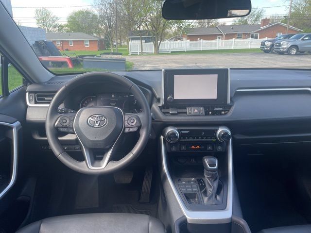 Used 2023 Toyota RAV4 XLE Premium AWD/4WD image 3