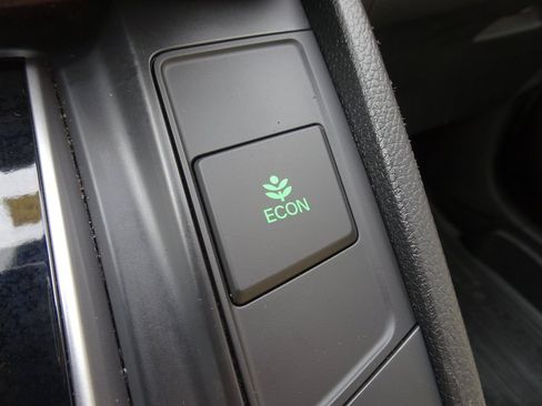 Used 2017 Honda CR-V EX image 26