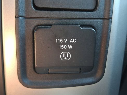 Used 2020 RAM 1500 Classic Warlock AWD/4WD image 22