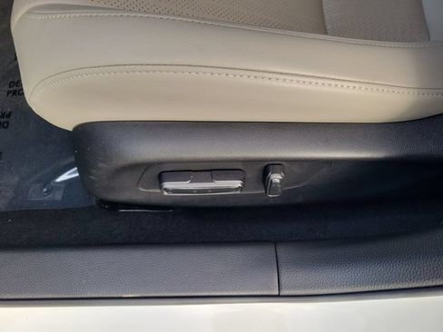 Used 2024 Honda Civic Touring image 19