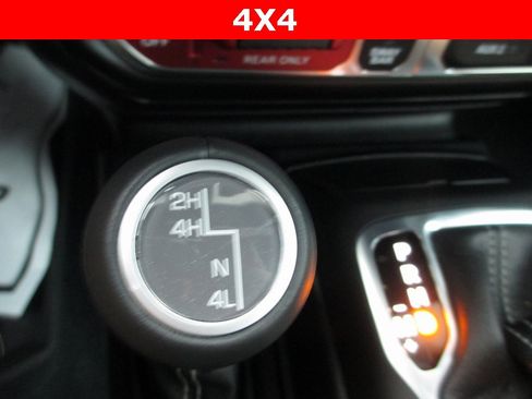 Used 2023 Jeep Wrangler Unlimited Rubicon w/ Steel Bumper Group image 27