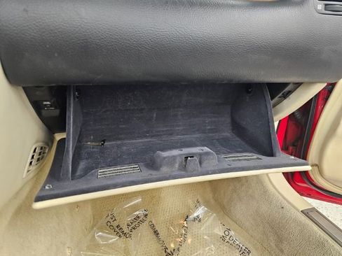 Used 2002 Lexus SC 430 Convertible image 27