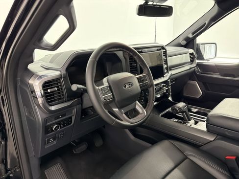 Used 2025 Ford F150 Lariat w/ Equipment Group 502A High AWD/4WD image 4