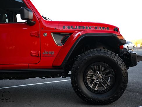 Used 2025 Jeep Wrangler Unlimited Rubicon 392 image 20