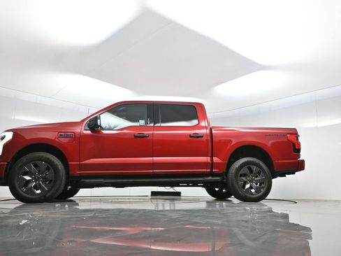 Used 2024 Ford F150 Lightning XLT image 67