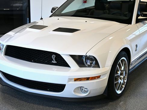 Used 2008 Ford Mustang Shelby GT500 RWD image 14