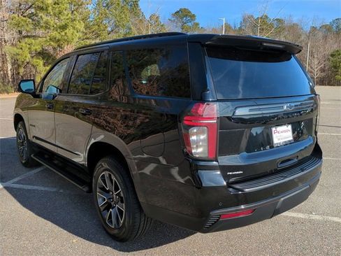 Used 2021 Chevrolet Tahoe Z71 w/ Luxury Package image 6