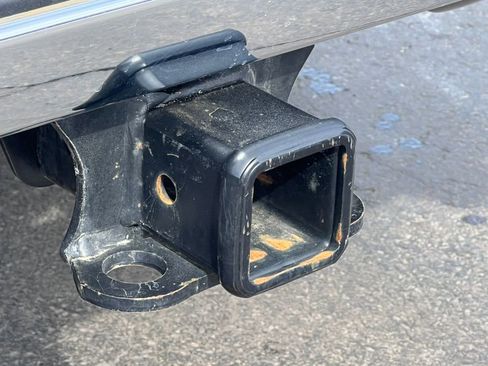 Used 2025 Chevrolet Silverado 2500 LT w/ Convenience Package image 7