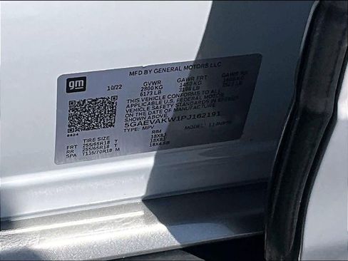 Used 2023 Buick Enclave Essence AWD/4WD image 35