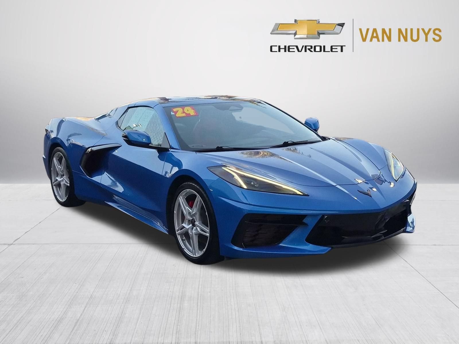Used 2024 Chevrolet Corvette Stingray Premium Conv w/ 3LT RWD image 3