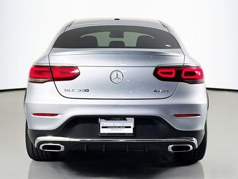 Used 2022 Mercedes-Benz GLC 300 4MATIC Coupe image 4