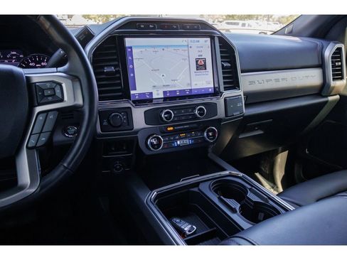Used 2022 Ford F350 Platinum AWD/4WD image 17