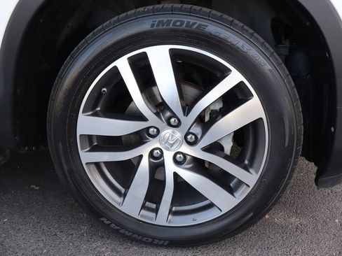 Used 2016 Honda Pilot Touring image 47