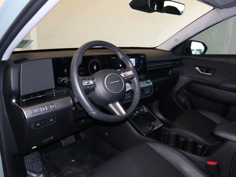 Used 2024 Hyundai Kona Limited AWD/4WD image 21