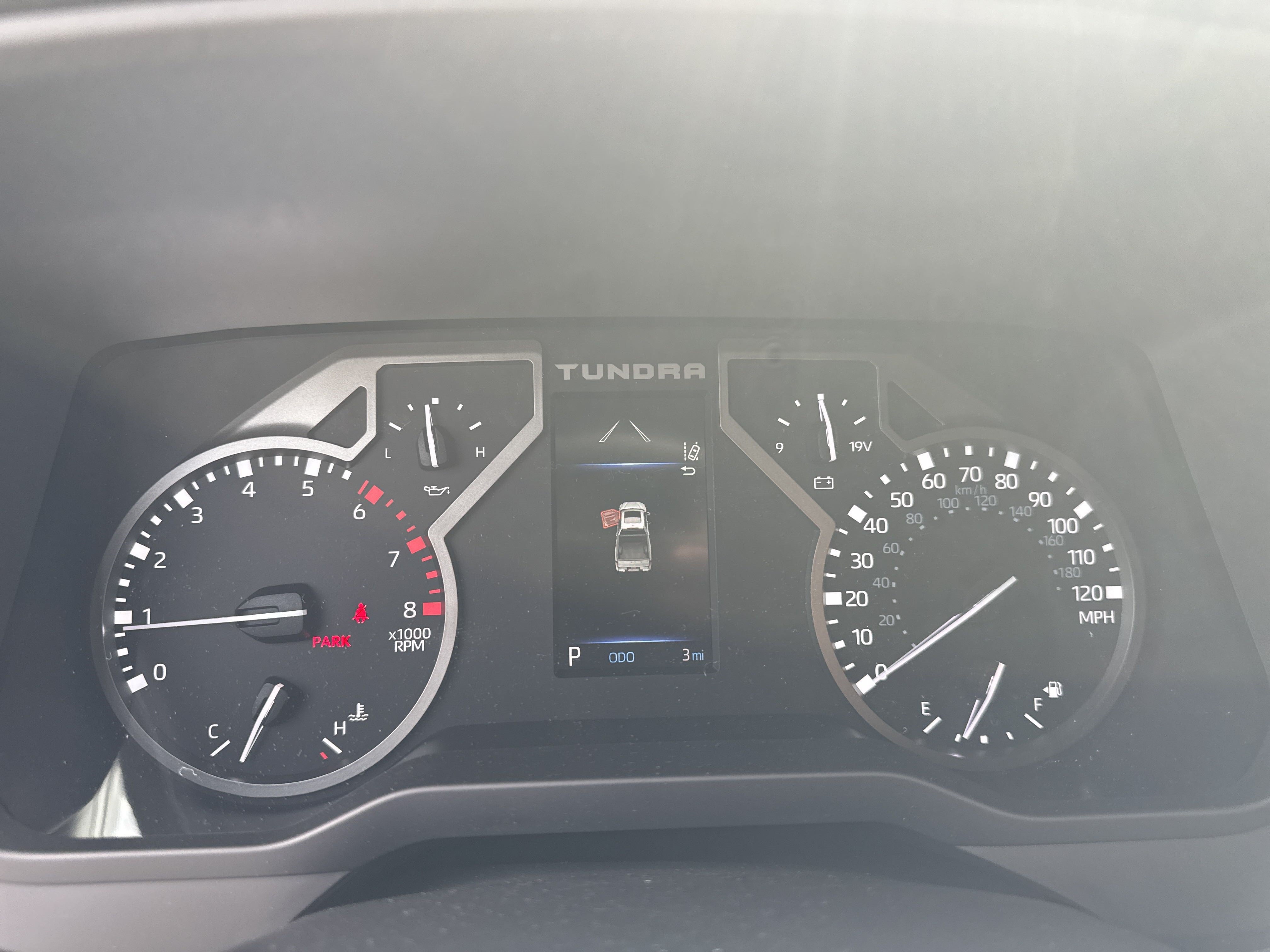 New 2025 Toyota Tundra SR w/ SR Tow Package AWD/4WD image 17
