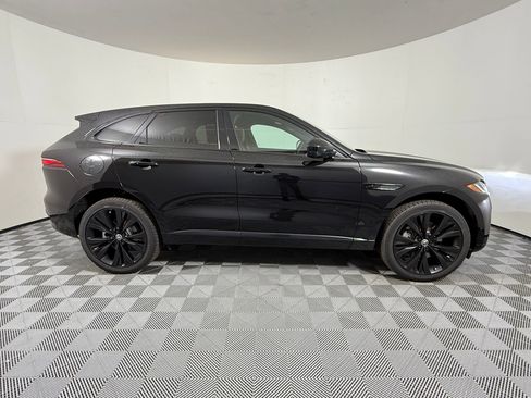 New 2026 Jaguar F-PACE R-Dynamic S image 8