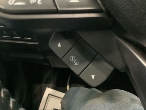 Used 2023 Subaru Forester Limited image 17