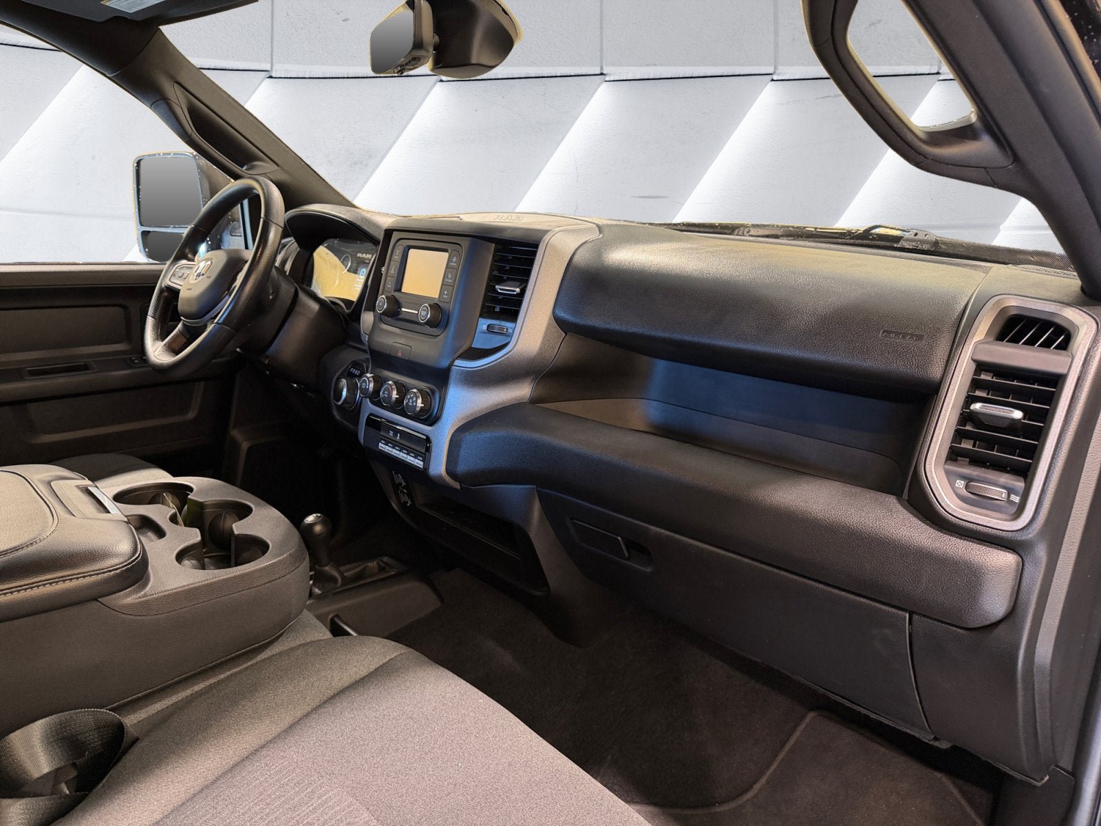 Used 2024 RAM 2500 Tradesman AWD/4WD image 15