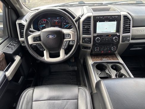 Used 2018 Ford F250 Lariat w/ Lariat Ultimate Package image 22