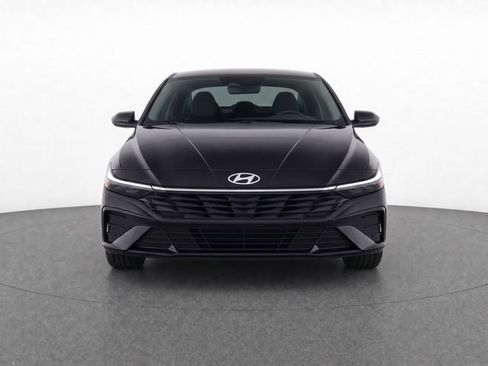 Used 2025 Hyundai Elantra SEL FWD image 10