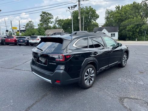 Used 2024 Subaru Outback Limited AWD/4WD image 6