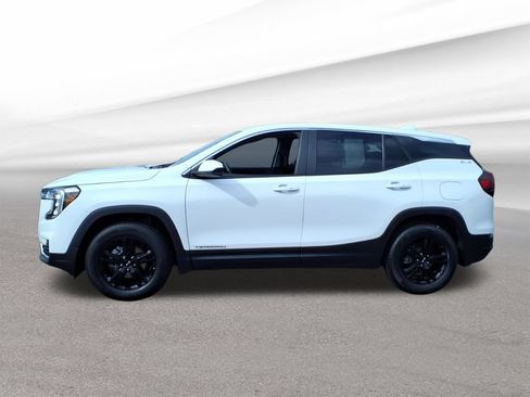 Certified 2024 GMC Terrain SLE FWD image 2