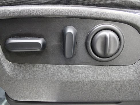 Used 2021 Chevrolet Silverado 2500 LT w/ Fleet Comfort Package image 43