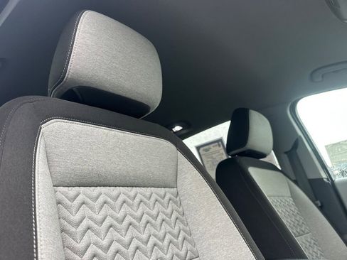 Used 2023 Chevrolet Equinox LT image 15