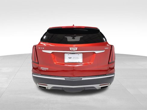 Certified 2025 Cadillac XT5 Premium Luxury w/ Technology Package AWD/4WD image 3