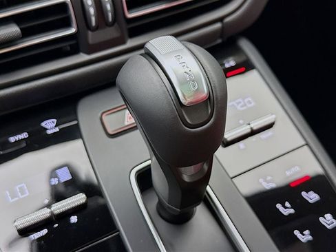 New 2026 Porsche Macan Turbo image 23