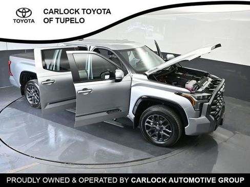 Used 2025 Toyota Tundra Platinum AWD/4WD image 51