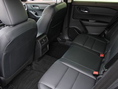 Certified 2023 Nissan Rogue SV w/ SV Premium B Package AWD/4WD image 29