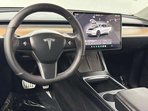 Used 2022 Tesla Model Y Performance AWD/4WD image 36