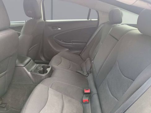 Used 2017 Chevrolet Volt LT FWD image 11