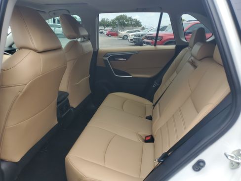 Used 2021 Toyota RAV4 XLE Premium FWD image 13