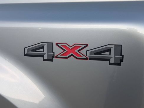 Used 2023 Ford F350 XLT AWD/4WD image 5