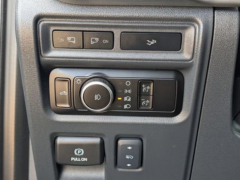 Used 2023 Ford F150 Lariat AWD/4WD image 21