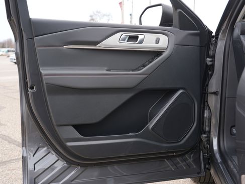 New 2026 Ford Explorer Active image 16