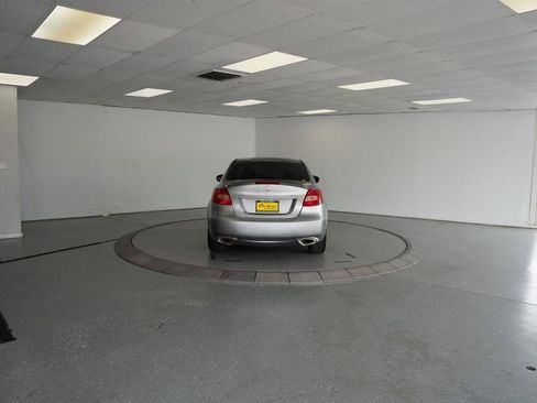 Used 2012 Suzuki Kizashi SE AWD/4WD image 6