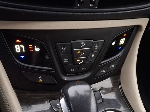 Used 2020 Buick Envision Preferred image 17