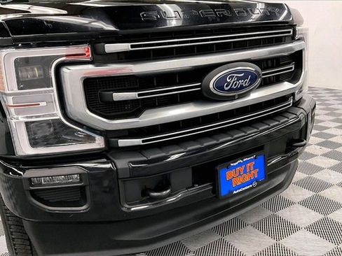 Used 2022 Ford F250 Platinum image 32