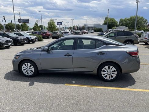 Used 2024 Nissan Sentra S FWD image 4