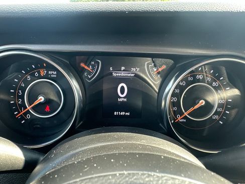 Used 2021 Jeep Wrangler Unlimited Sport AWD/4WD image 6