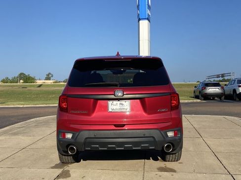 Used 2023 Honda Passport EX-L image 10