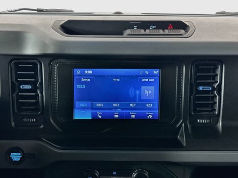 Used 2022 Ford Bronco Black Diamond AWD/4WD image 19