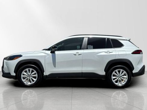New 2026 Toyota Corolla Cross LE FWD image 6