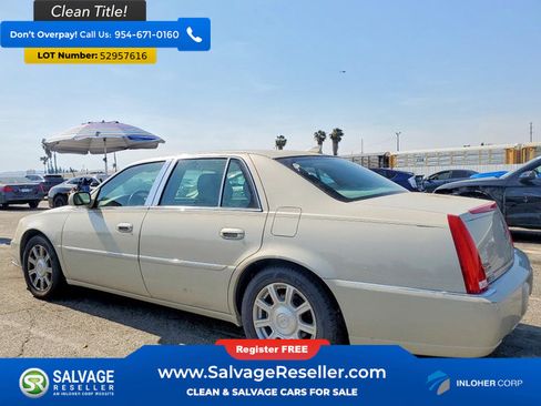 Used 2011 Cadillac DTS FWD image 3
