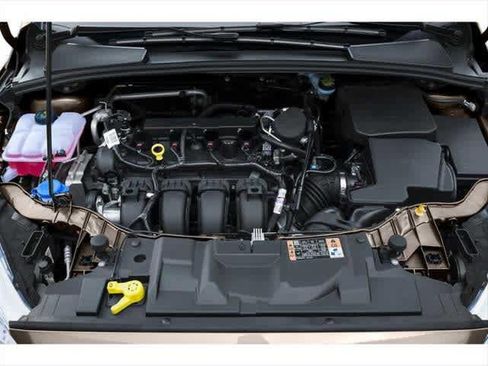 Used 2015 Ford Focus SE image 14